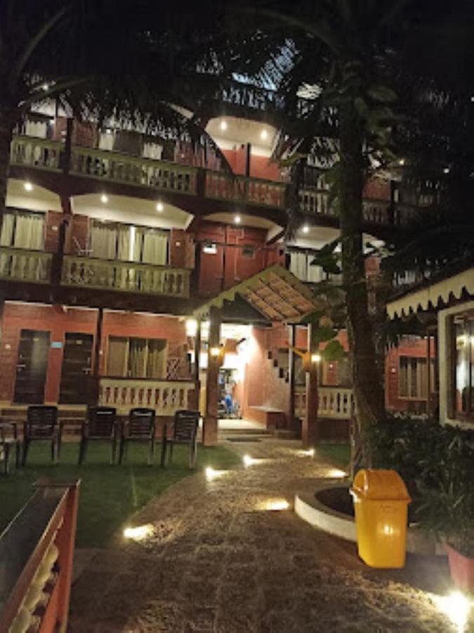 Blue Sea Beach Resort Mālvan Esterno foto