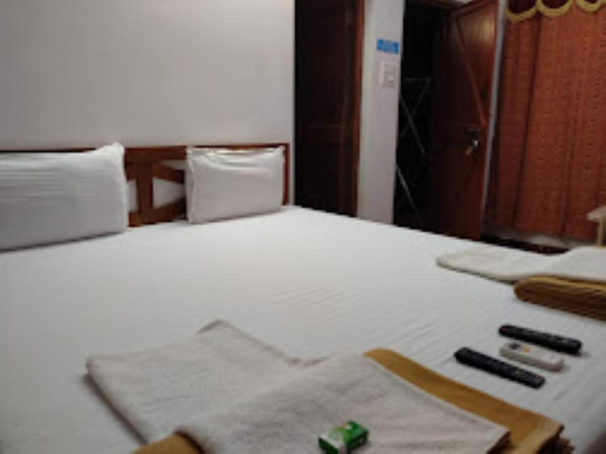 Blue Sea Beach Resort Mālvan Esterno foto